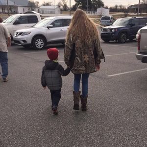 Meet your Posher, Mandi